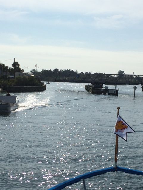 Blackburn swing bridge 1 12-17pm just opening