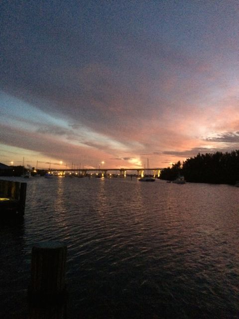 6.13pm night time highway pic Jan 13 2015