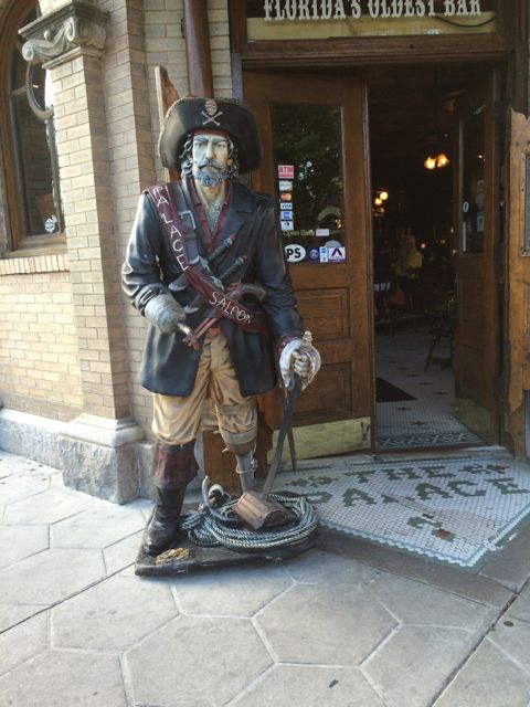 18.33 or 6.33pm Saloon..smokey