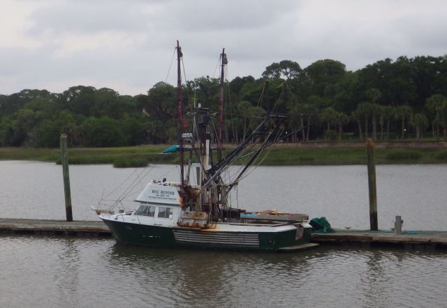 7.47 shrimp trawler - bug hunter - crop