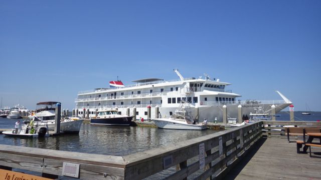 Independence at dock -