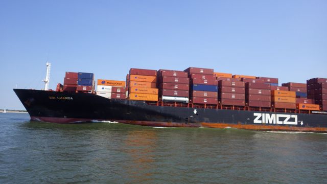 10.00am freighter passing us  5-24-15