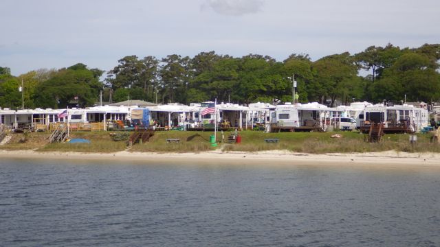 10.18am - RV park closeup - 5-6-15
