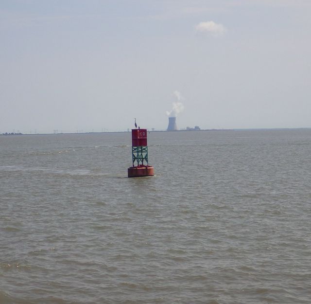 14.21 - 2.22pm bird on red can 5-29-15