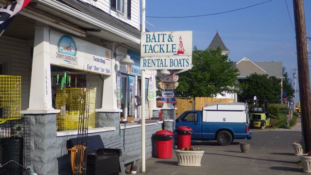 18.02 - 6.02pm - bait and icecream?  5-26-15