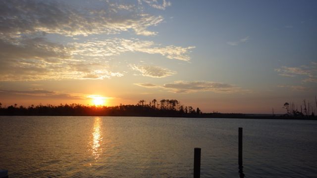 6.13am sunrise at Dowry Creek 5-18-15