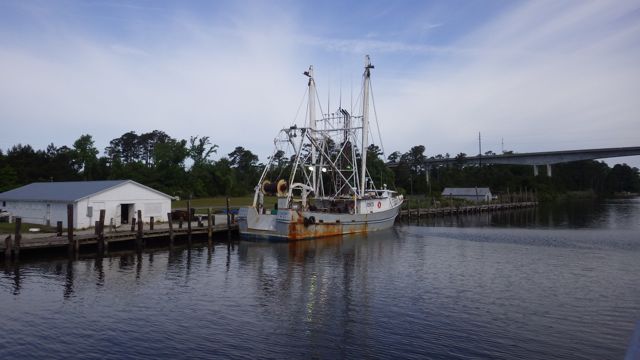 9.28am - fiahing boat by RE MAYO - 5-17 -15