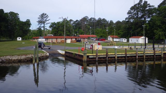 9.29am - coast guard station - Hobucken - 5-17-15 B