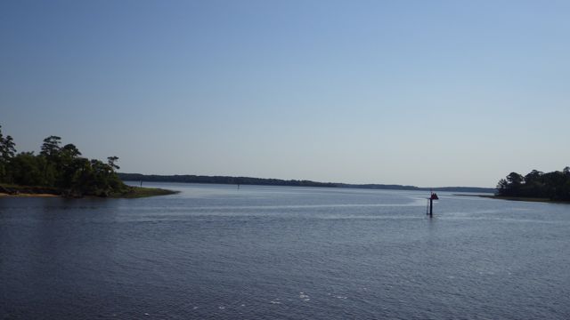 9.53am entering Fenwick Cut - 5-3-15