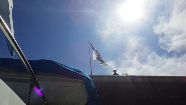 10.22am - looking up at lock master  6-17-15