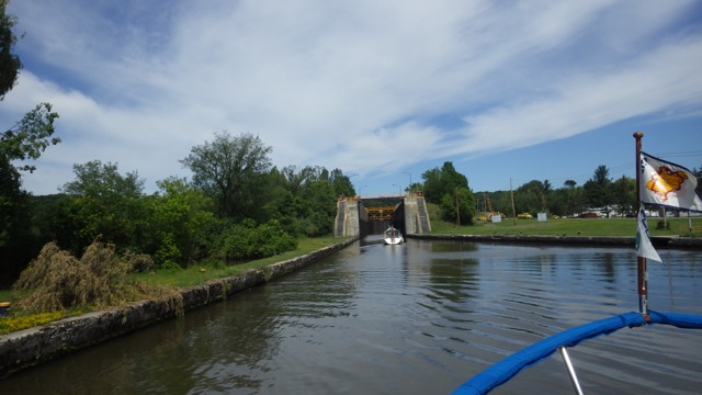 10.40am entering lock 4  6-17-15