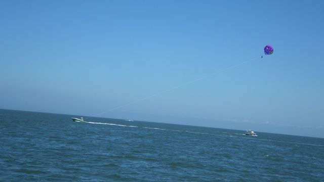 11.17am - parasail B - 5-30-15