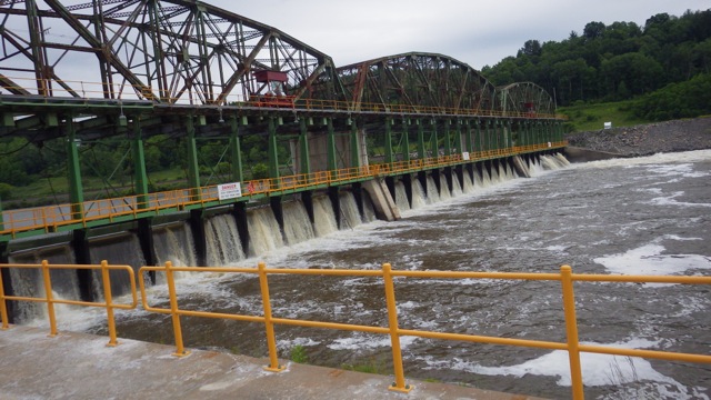 11.38am - dam  6-18-15