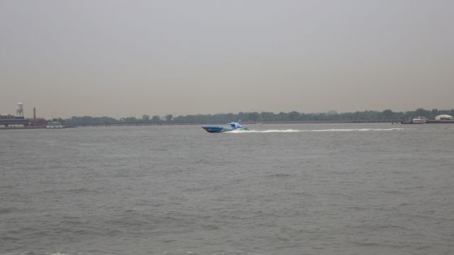11.55am - speed boat on the Hudson 6-12-15