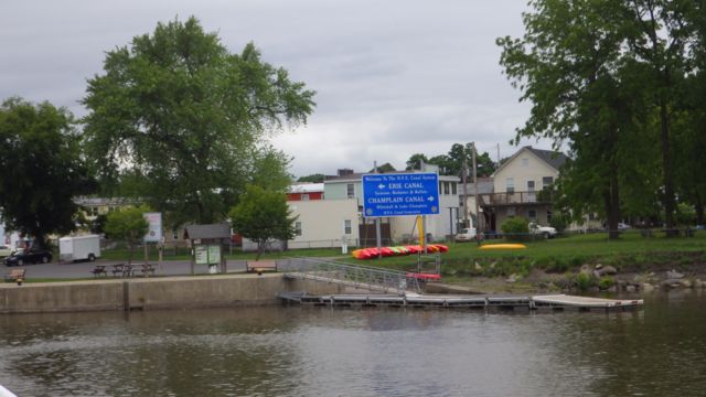 15.41 - 3.41pm - Erie Canal Sign - going left!  6-15-15