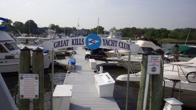 16.52 - 4.52pm - great kills yacht club - 6-11-15