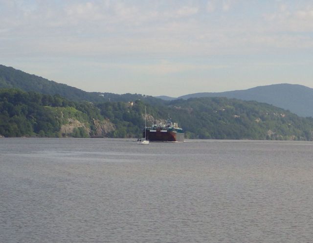 8.04AM -seriously - barge will run over sail boat?  6-14-15