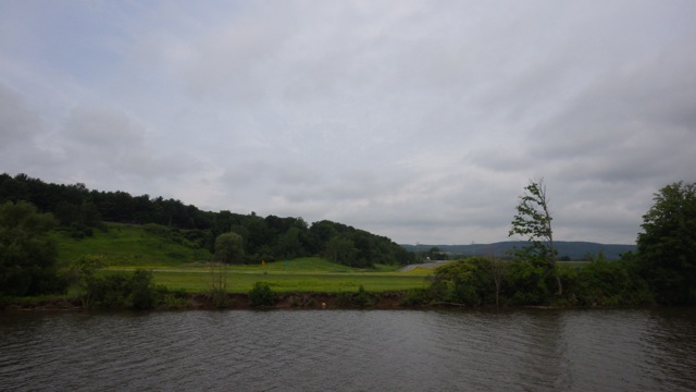 9.50am - scenery  after lock 8  6-18-15