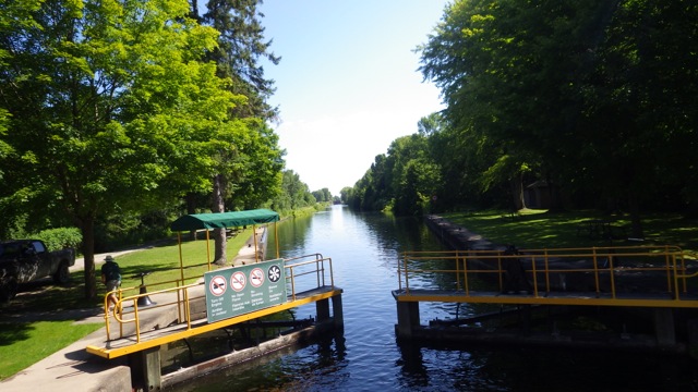 10.34am - looking back in lock 40 B 7-23-15