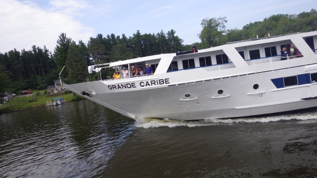 10.43am - Grande Caribe Cruise Boat - 7-7-15