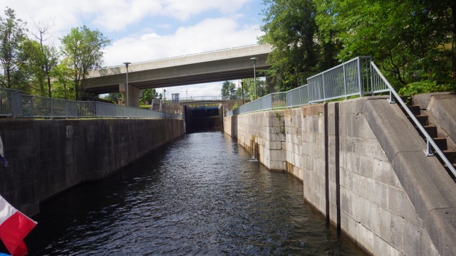 11.18am - gates open  Lock 28 7-21-15