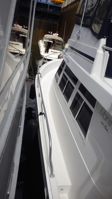 11.41am - locking pretty close - boats!  7-22-15