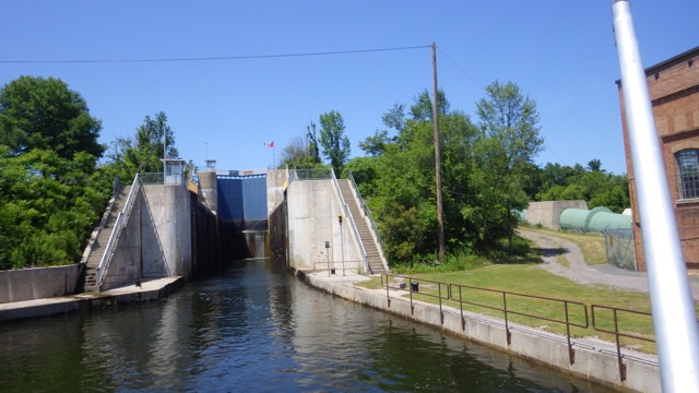 12.51pm - entering double lock B  7-15-15