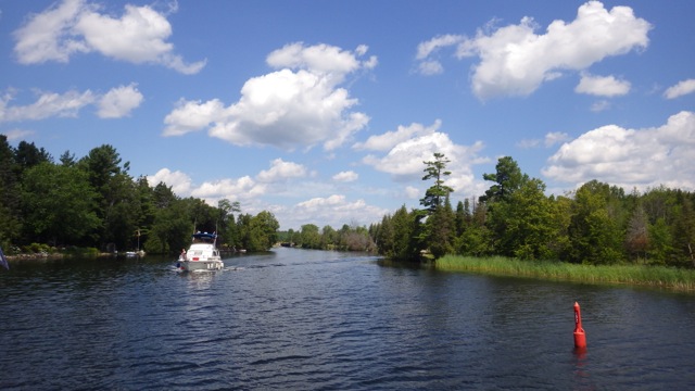 13.20 - 1.20pm - boat coming out of lock 25  - 7-20-15