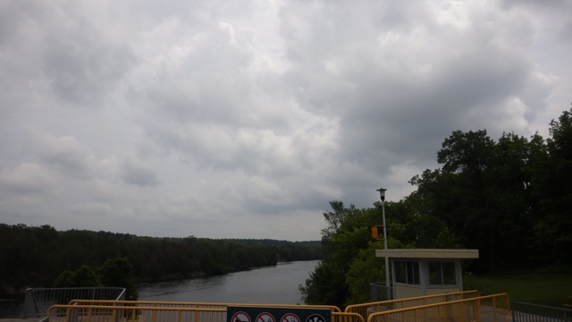 13.39 - 1.39pm - top of lock 11   7-14-15