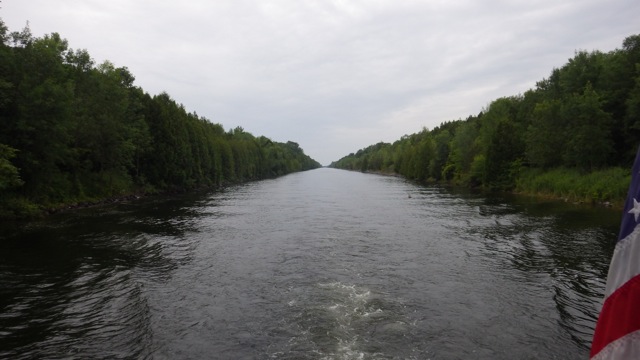 13.58 - 1.58pm - Murray Canal - behind us 7-9-15