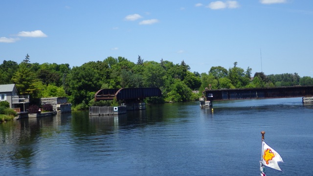 13.58 - 1.58pm - railroad bridge!!  kids jumping  7-16-15