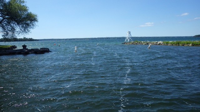 15.03 - 3.03pm - water entrance to Ojibway marina 7-23-15