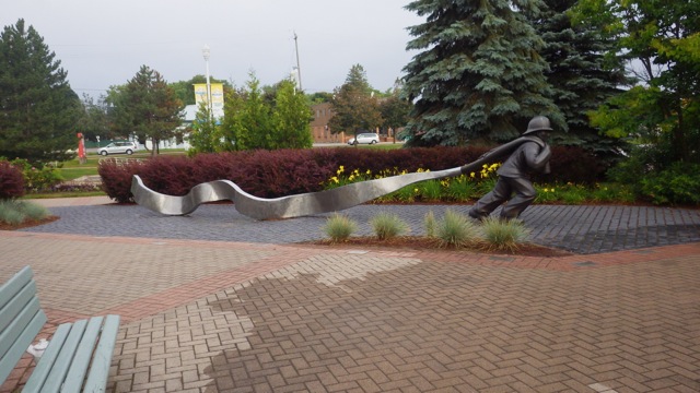 7.36am - tribute to firefighters - 7-18-15