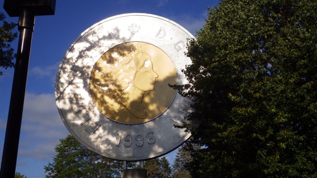 8.18am - Toonie sculpture  7-15-15