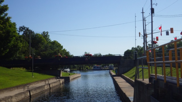 9.10am - leaving Gordon Yacht toward lock   7-22-15