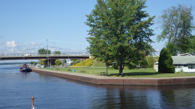 9.44am - Sylvan Beach free wall  6-26-15