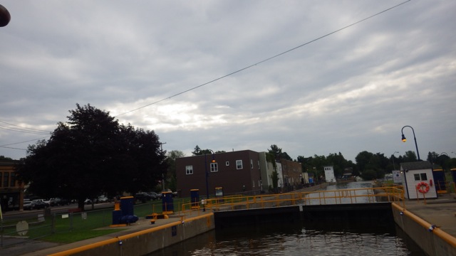 9.59am - Lock 1, Oswego Canal - down - 7-7-15