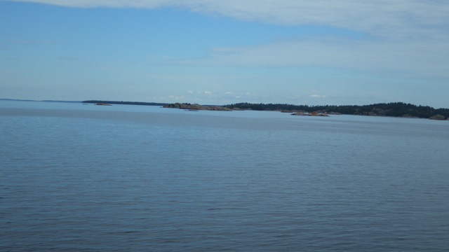 10.53am - going around Clapperton Island toward Gore Bay 8-8-15
