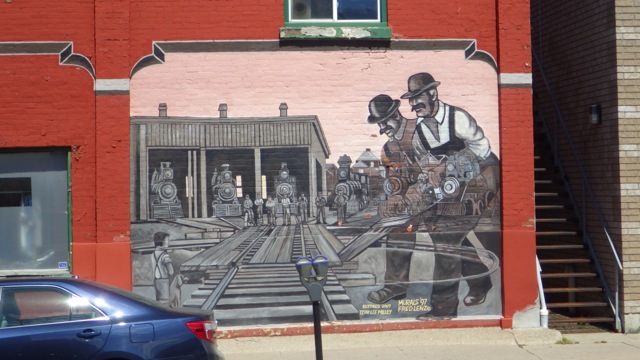 12.06pm - train end   Midland Murals  7-31-15