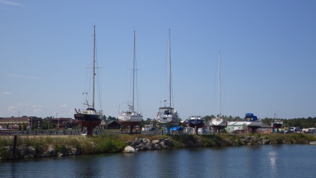 12.13pm - dry storage along the side of the road 8-14-15