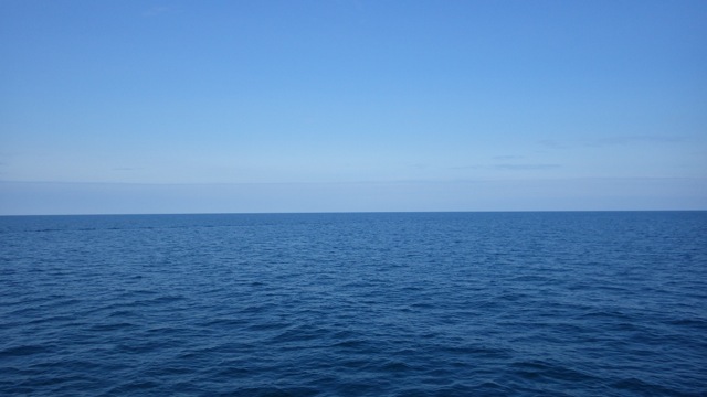 13.09 - 1.09pm flat blue water with the sun out 8-29-15