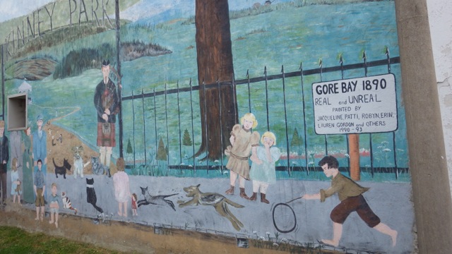 18.32 - 6.32pm - mural 3 at Gore Bay 8-8-15