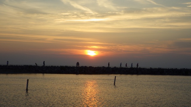 20.27 - 8.27 sunset 1 8-16-15