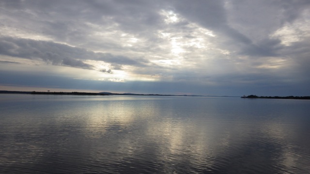 8.31am - morning sun thru the clouds 8-8-15