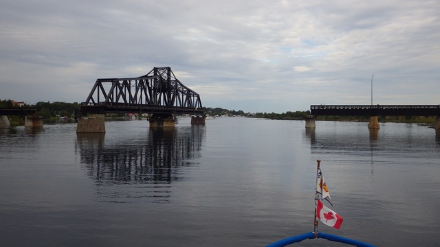 9.03am - Little Current Swing Bridge opening B 8-8-15