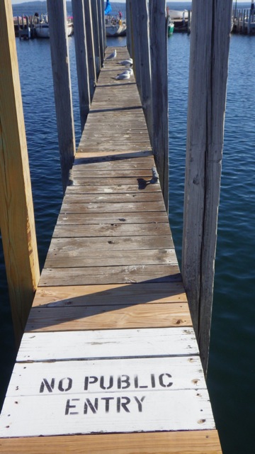 9.39am - no public entry 8-23-15