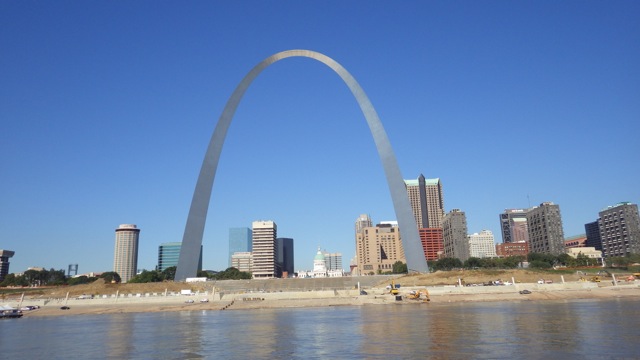 10.09am - arch and capital building 9-21-15