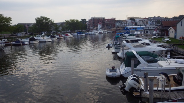 17.18 - 5.18pm - view from the bascule bridge 09-03-15