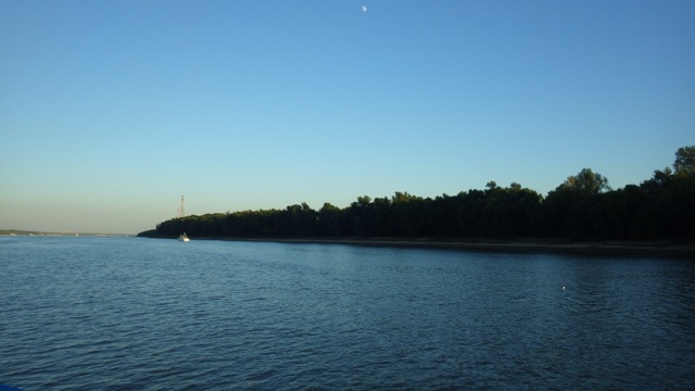 18.19 - 6.19pm - approaching our anchorage 9-23-15