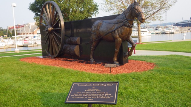 18.38 - 6.38pm - horse pulling wagon bronze statue 8-30-15